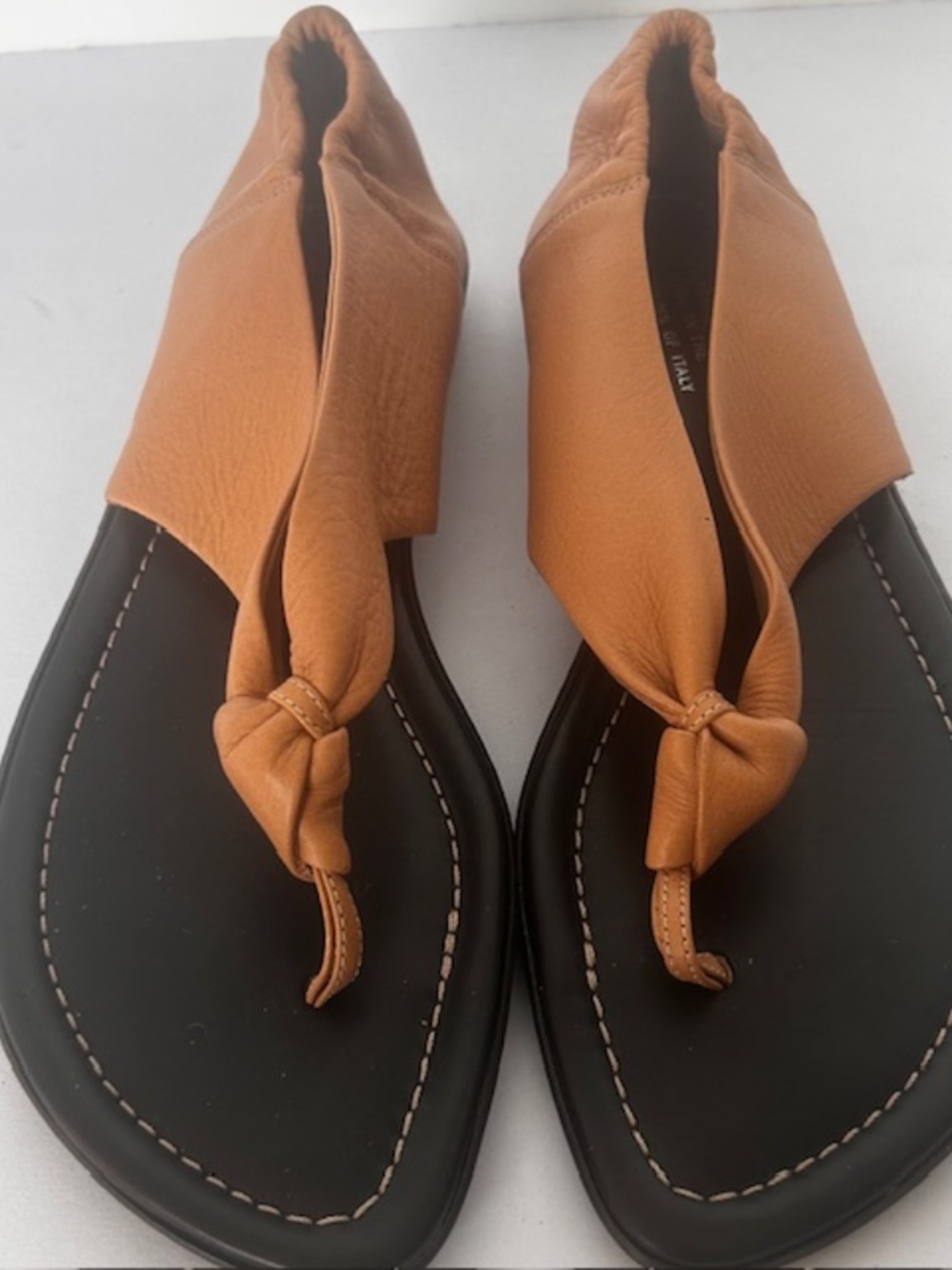 Donald J. Pliner Tan Leather Thong Sandal Size 9.5 -Knotted Leather Thong